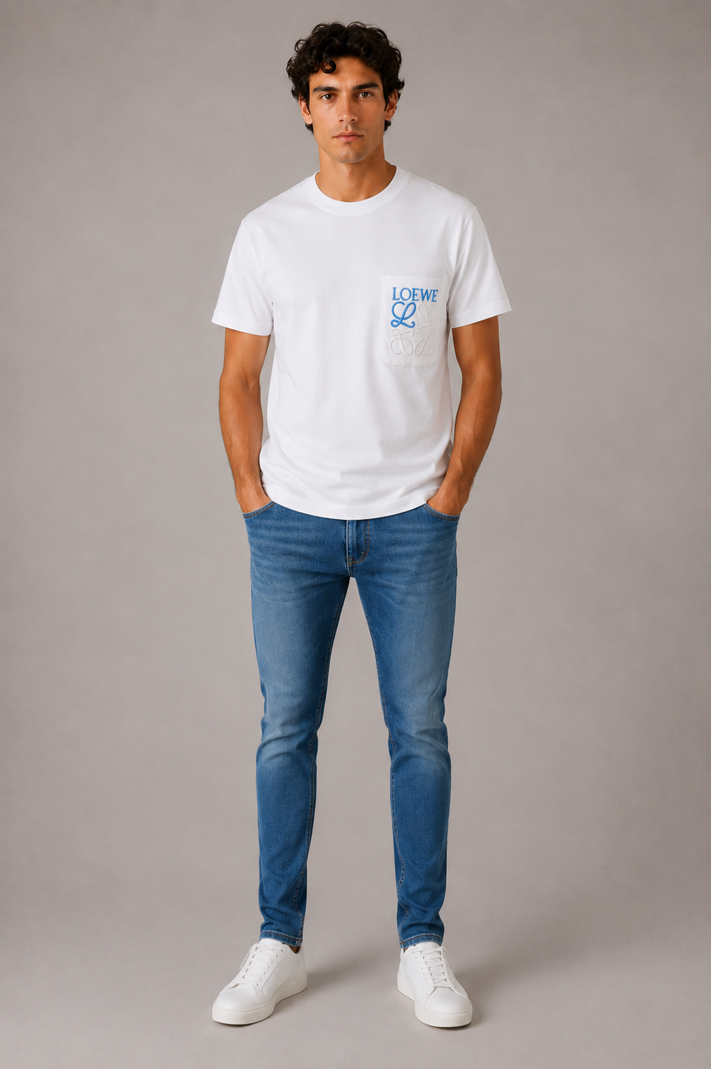 Loewe embroidered blue Pocket logo T-shirt- White