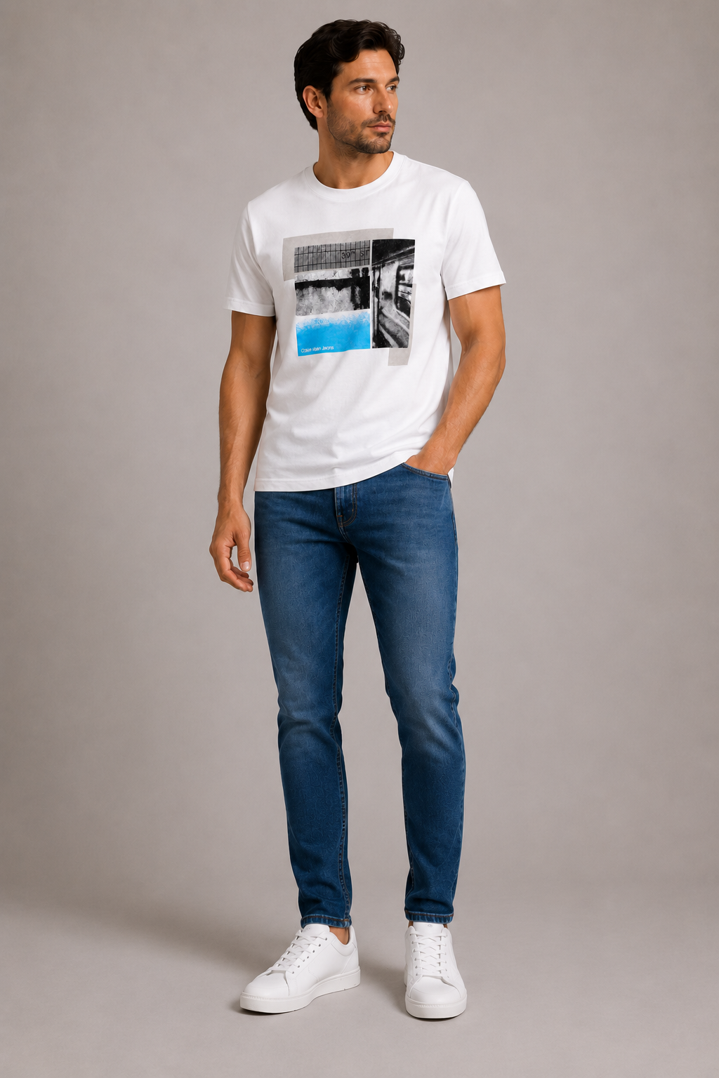 Calvin Klein Graphic Tee T-shirt - off white