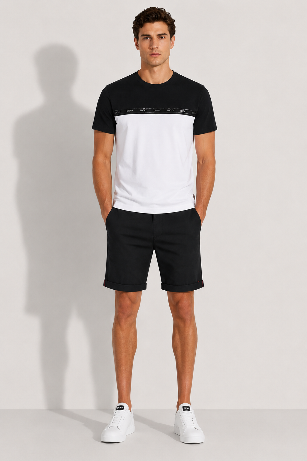 DKNY colorblocked crewneck T-shirt - Black and white