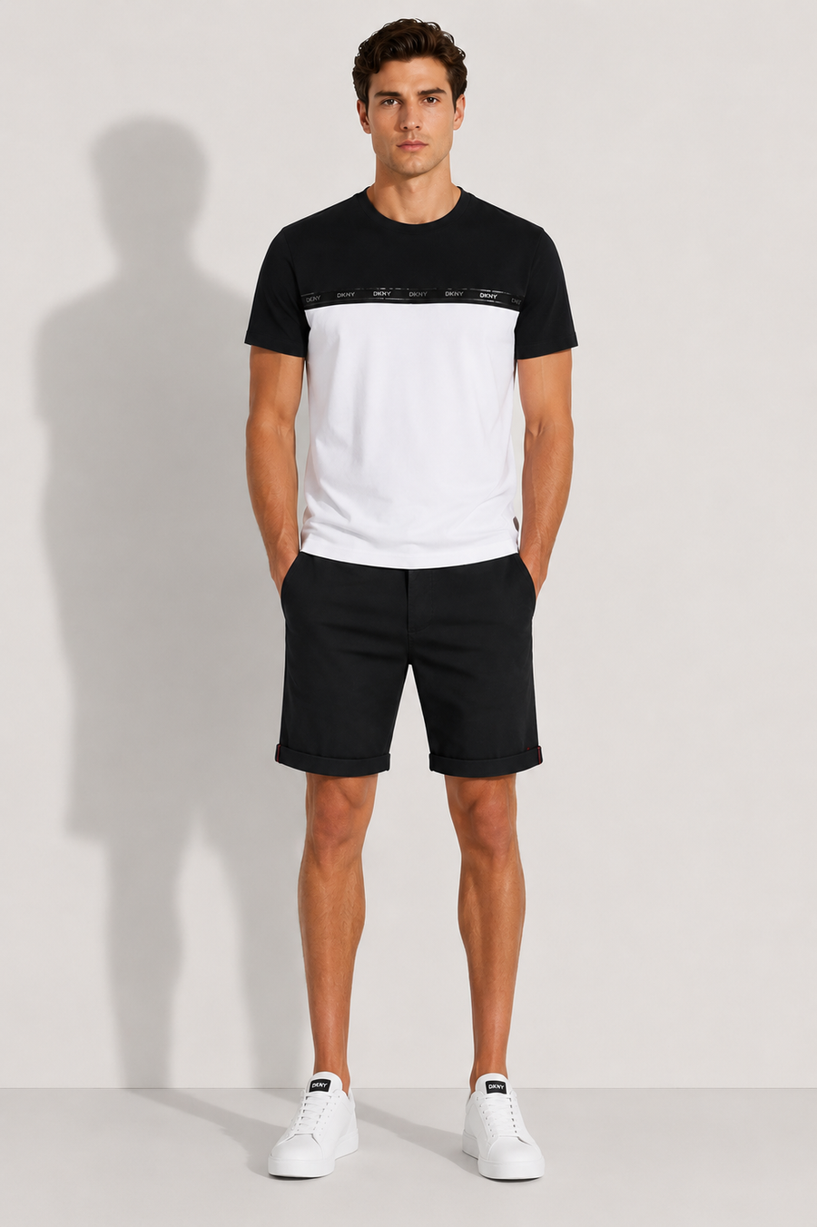 DKNY colorblocked crewneck T-shirt - Black and white