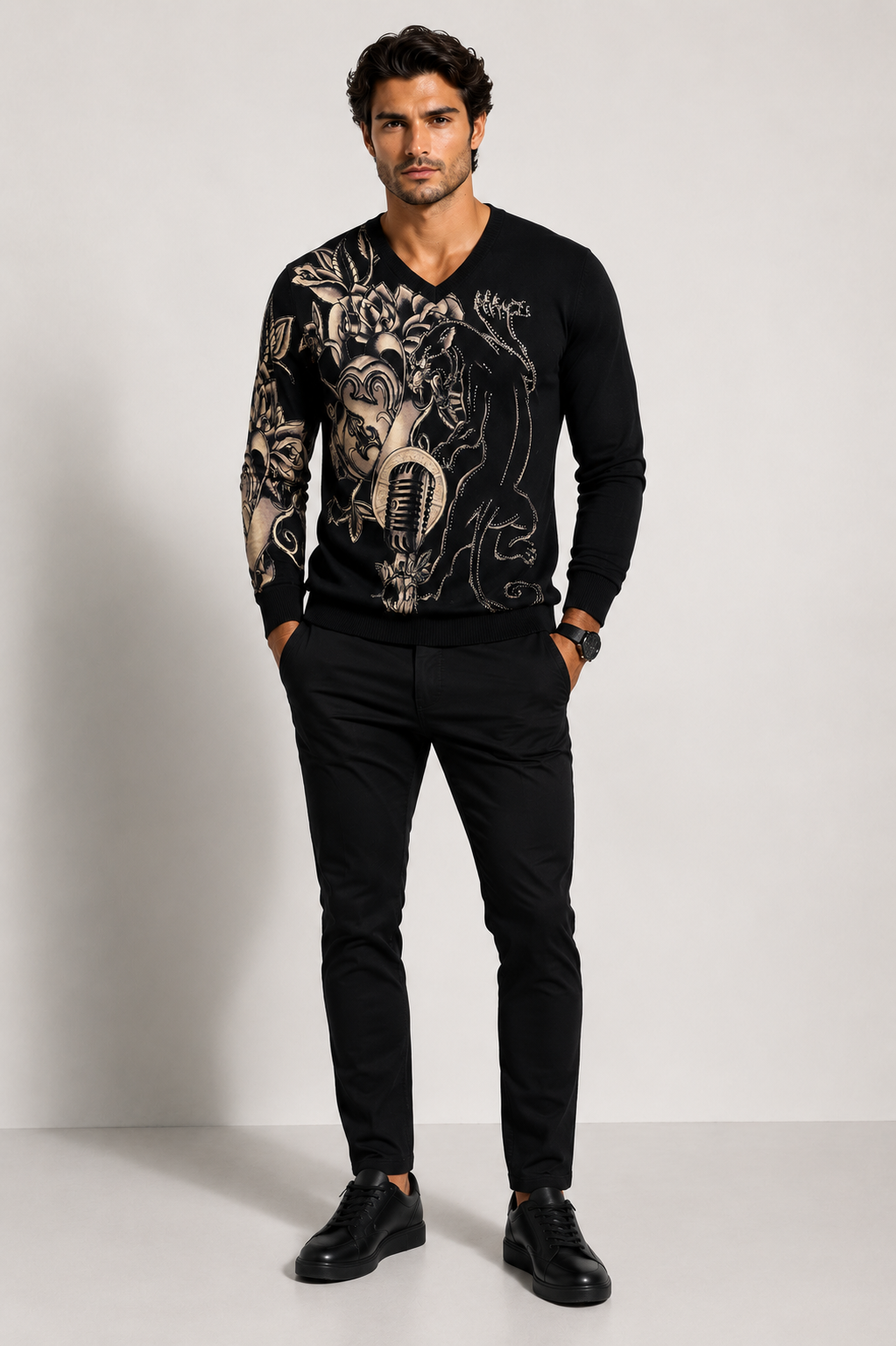 Christian Audigier V neck graphic sweater with panther design- Black