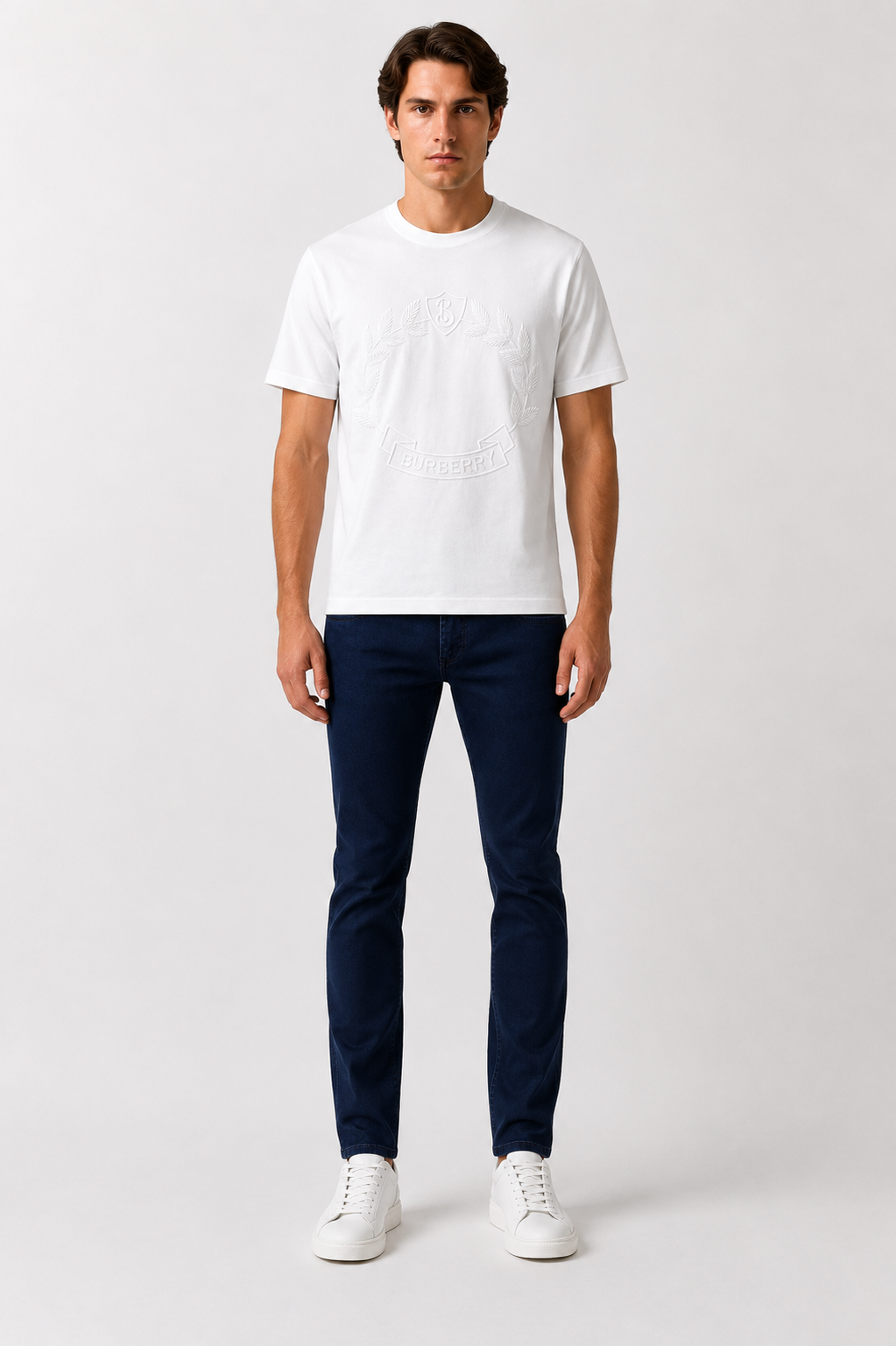Burberry embroidered Logo T-shirt - White