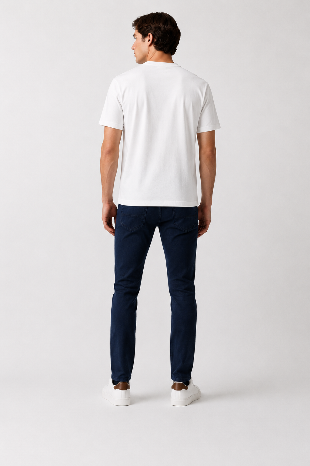 Burberry embroidered Logo T-shirt - White